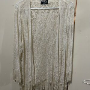Vintage lace shawl with fringe trim